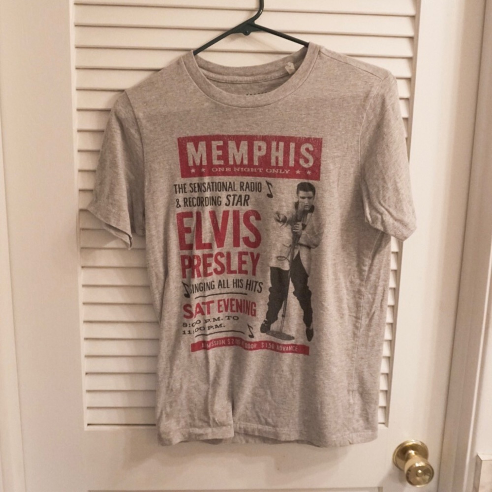 Aeropostale Elvis Presley T-Shirt